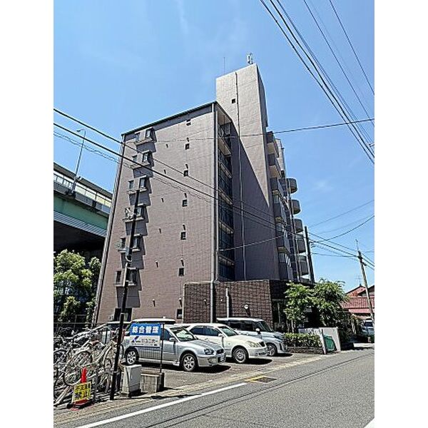 リアプロマンション外観