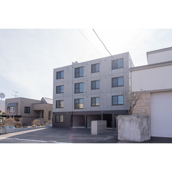 敷地内/建物