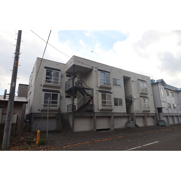 元町アパートメント 画像2