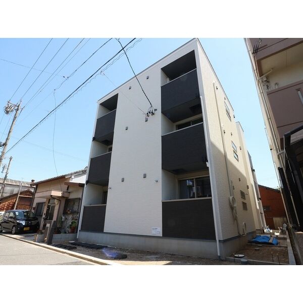 リアプロマンション外観