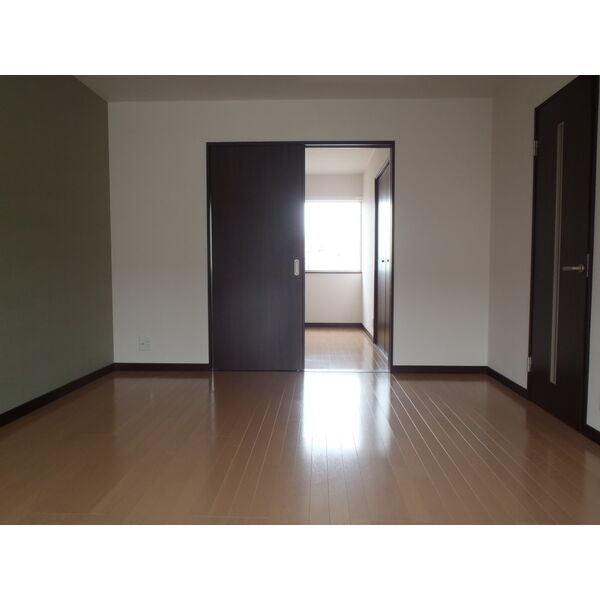 カーサ西町 画像3
