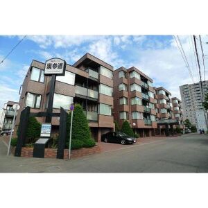 藤井ビル裏参道