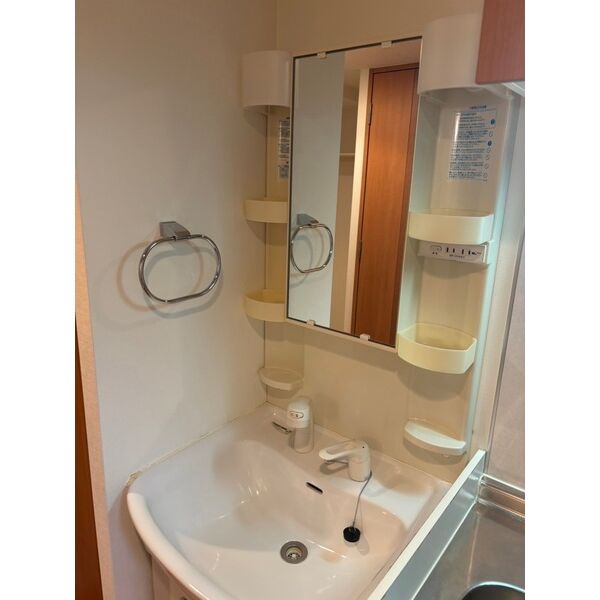 エステムプラザミッドプレイスの室内写真5枚目