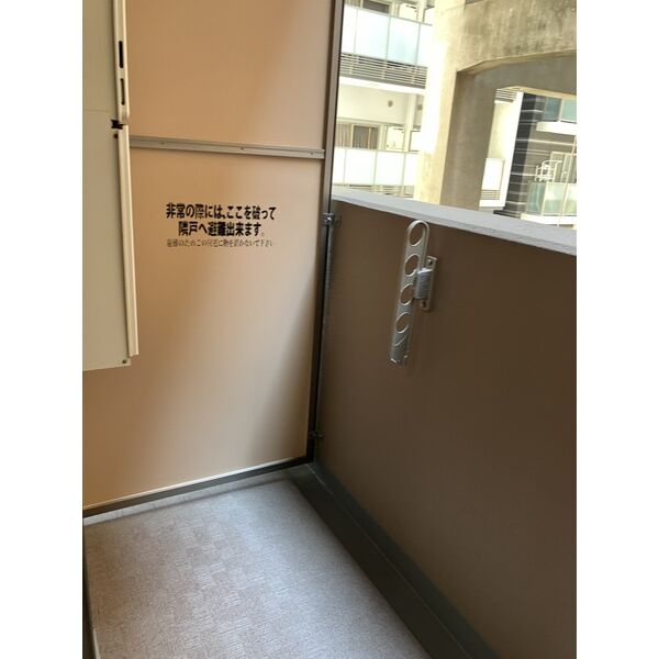 エステムプラザミッドプレイスの室内写真9枚目