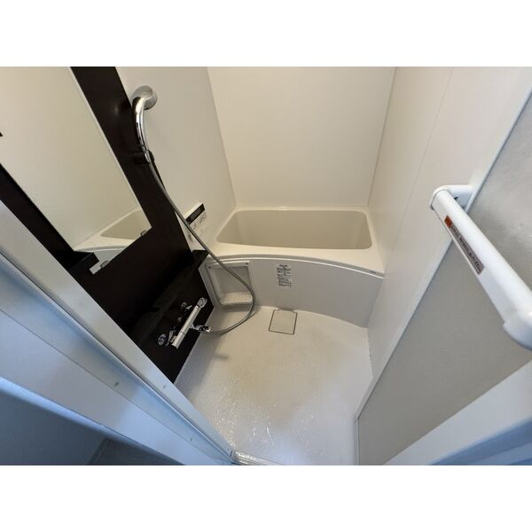 エステムプラザ福島ジェネルの室内写真6枚目