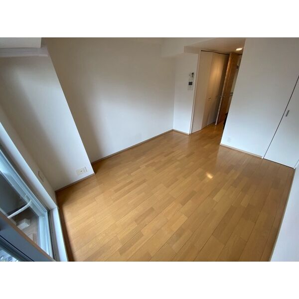 エスカーサ大阪WESTの室内写真2枚目