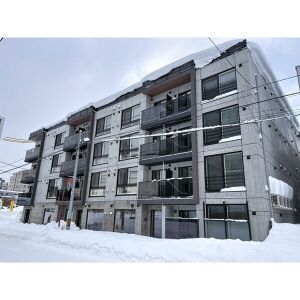 Premier ist KOTONI Sta.