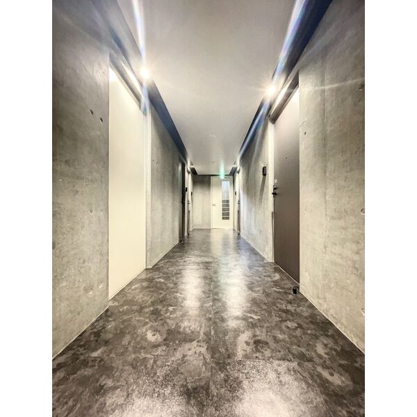 敷地内／建物