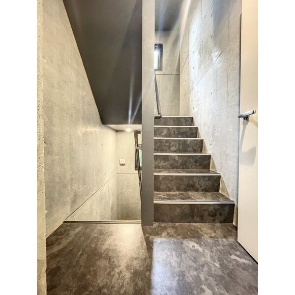 敷地内／建物