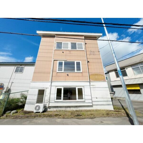 川沿14-2　店舗付き住宅 画像1