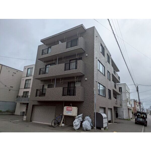 小泉マンション 画像2