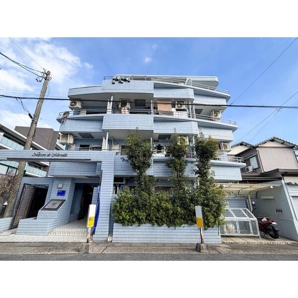 リアプロマンション外観