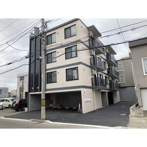 メニーズコート元町北 画像1