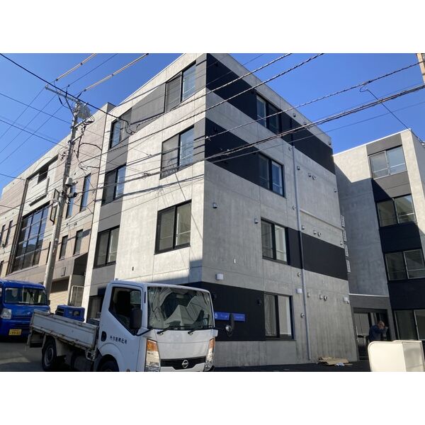 メニーズコート南郷13ST 画像1