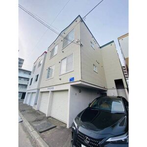 PLAZA　コスモス