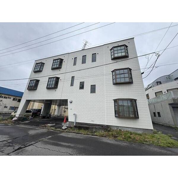 マンション白樺 画像1