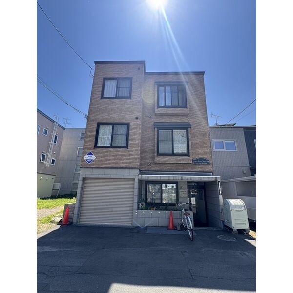 リアプロマンション外観