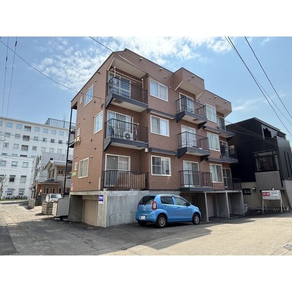 リアプロマンション外観