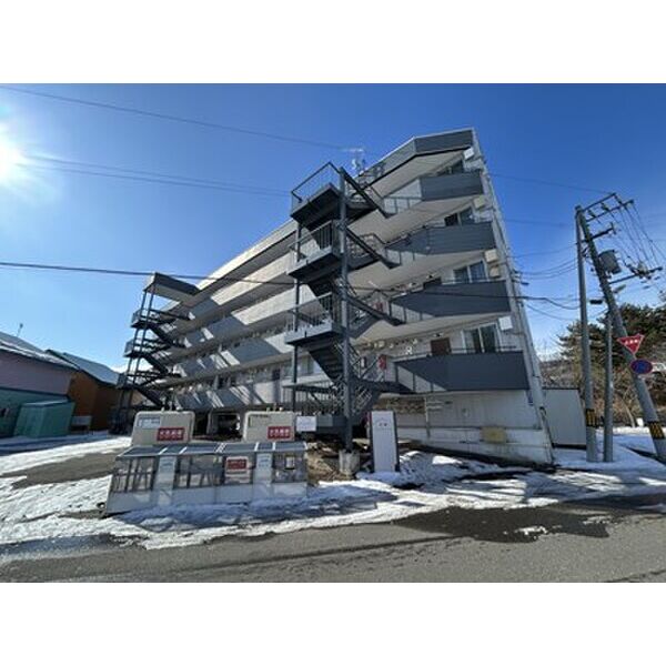 プレミアムバリューバンク美園 画像1