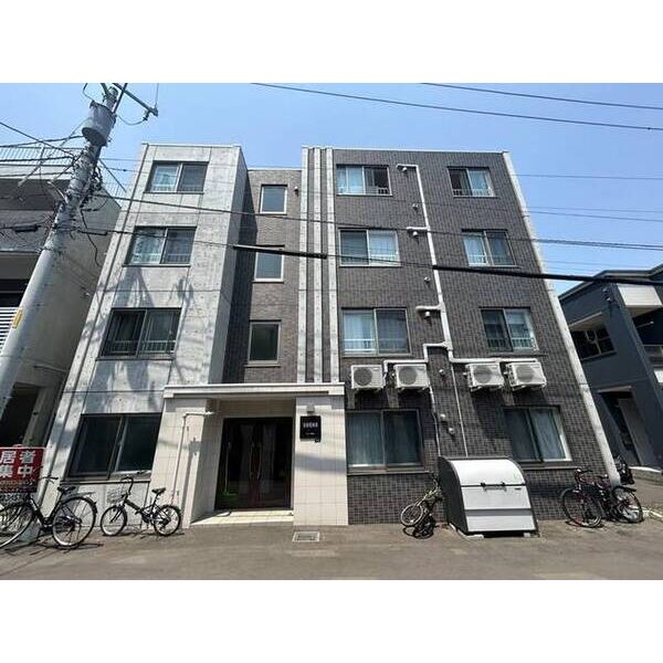 リアプロマンション外観