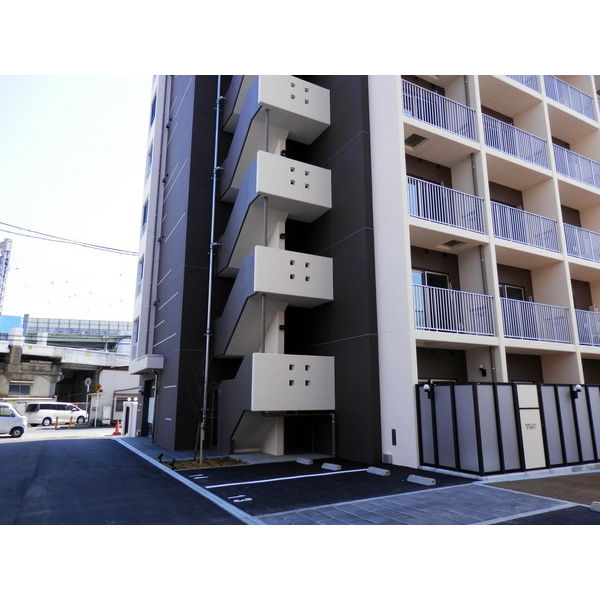 コーラルポワント難波WESTの外観4枚目