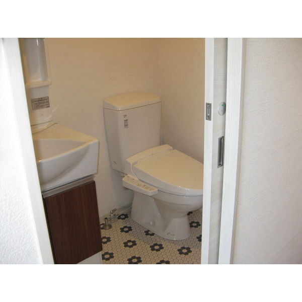 コーラルポワント難波WESTの外観8枚目