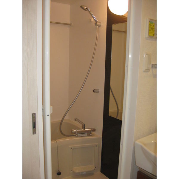 コーラルポワント難波WESTの外観9枚目