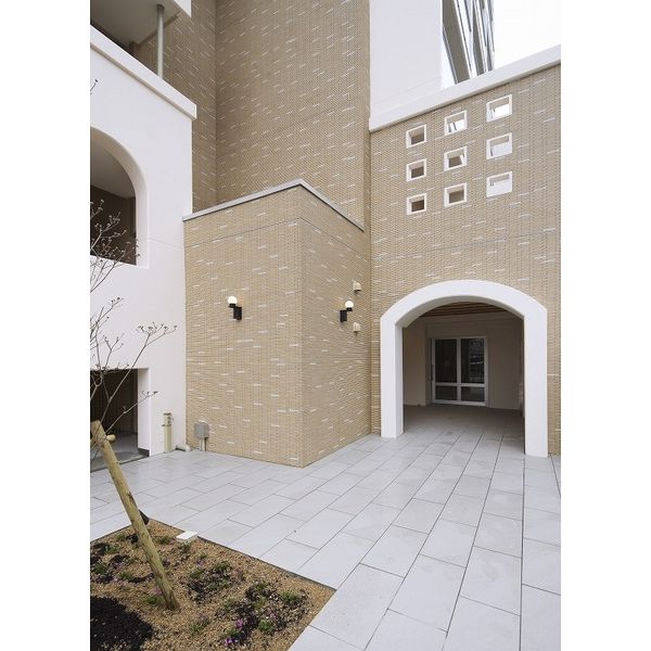 アイボリーポワント難波WESTの外観4枚目