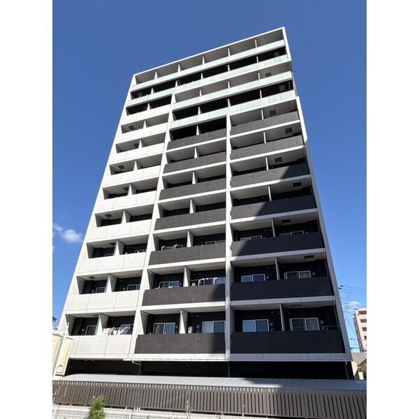 VILLA・SERENO姫路の外観2枚目