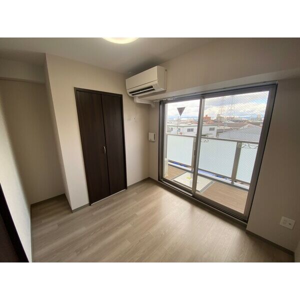 ドムス吉田の室内写真1枚目