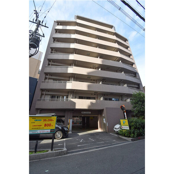 BUILDING