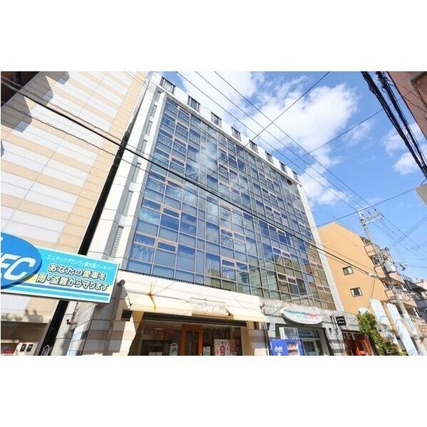 BUILDING