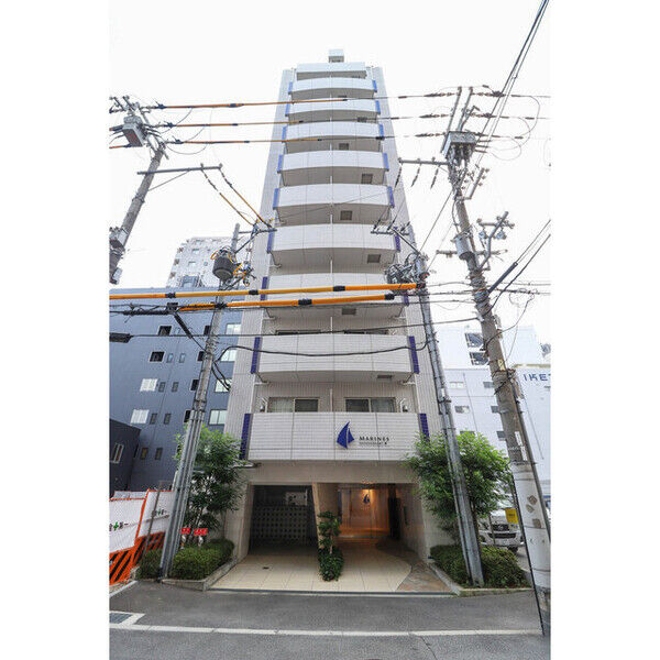 BUILDING