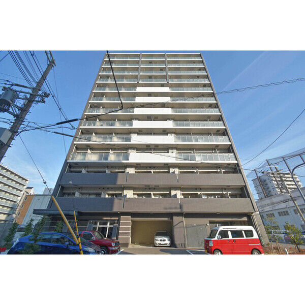 BUILDING
