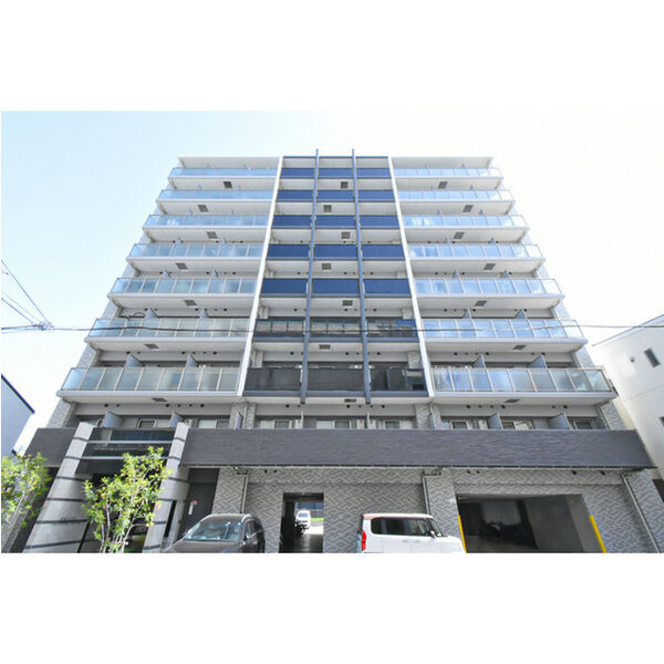BUILDING