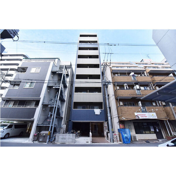 BUILDING