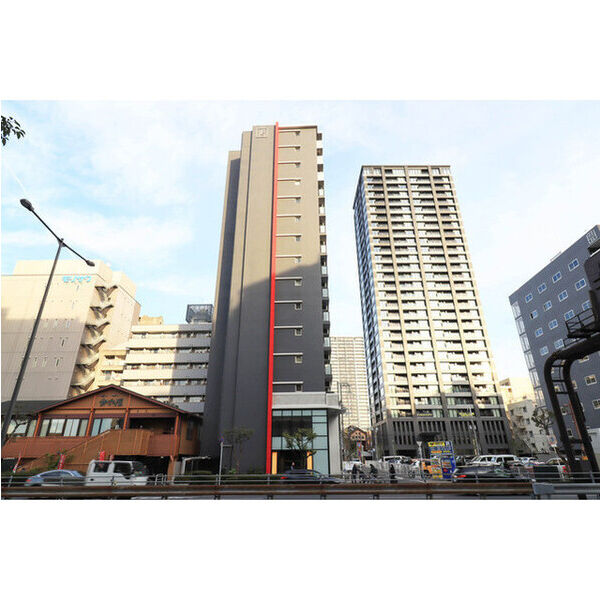 BUILDING