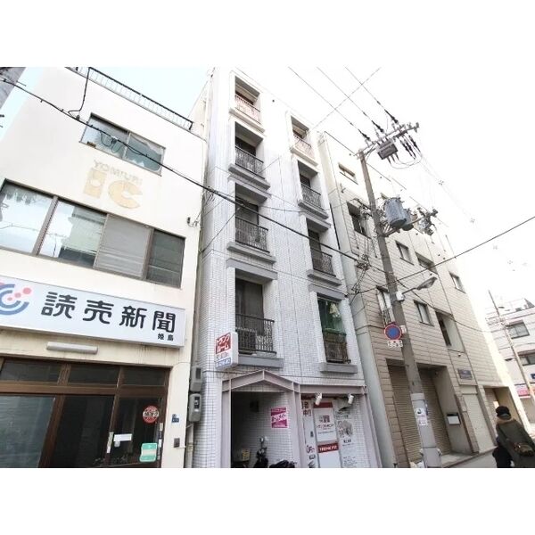 BUILDING