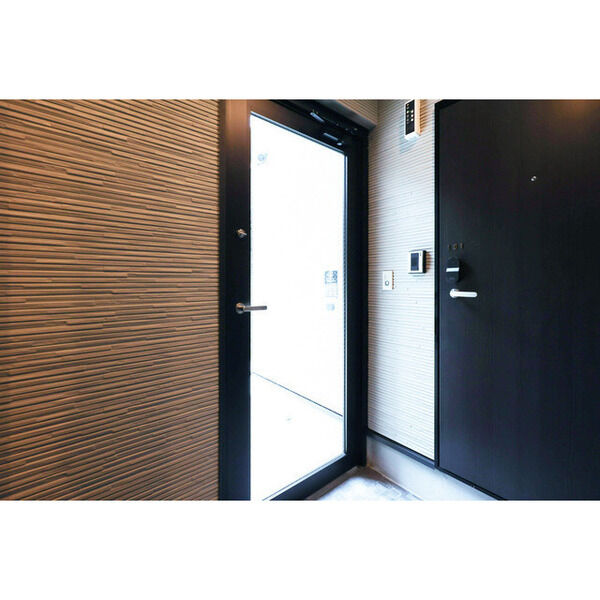 Iris淡路の外観2枚目