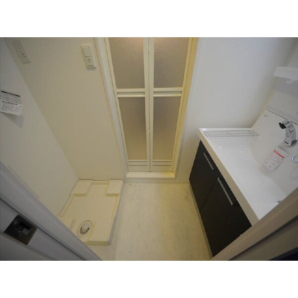 Grandi Utsubo Parkの室内写真4枚目