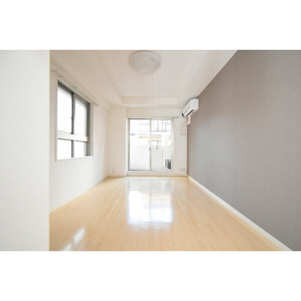 アルファレガロ兵庫の室内写真1枚目