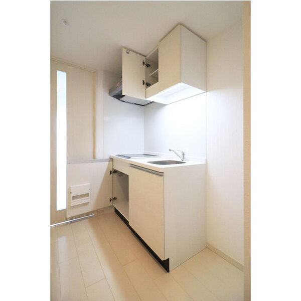 アドバンス新大阪ラシュレの室内写真5枚目