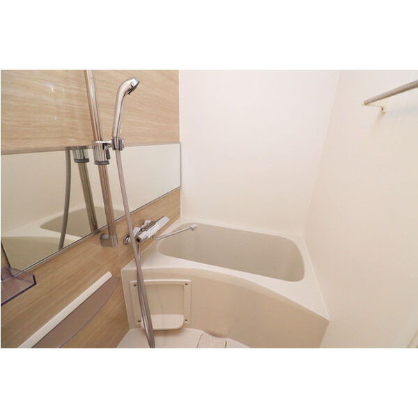 アドバンス新大阪ラシュレの室内写真8枚目