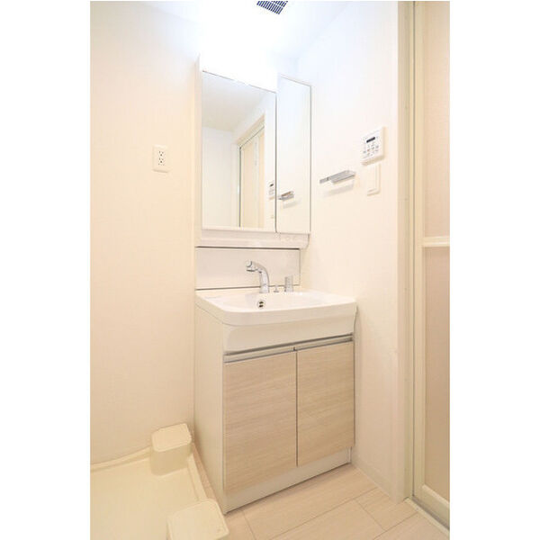 アドバンス西梅田ビオスの室内写真7枚目