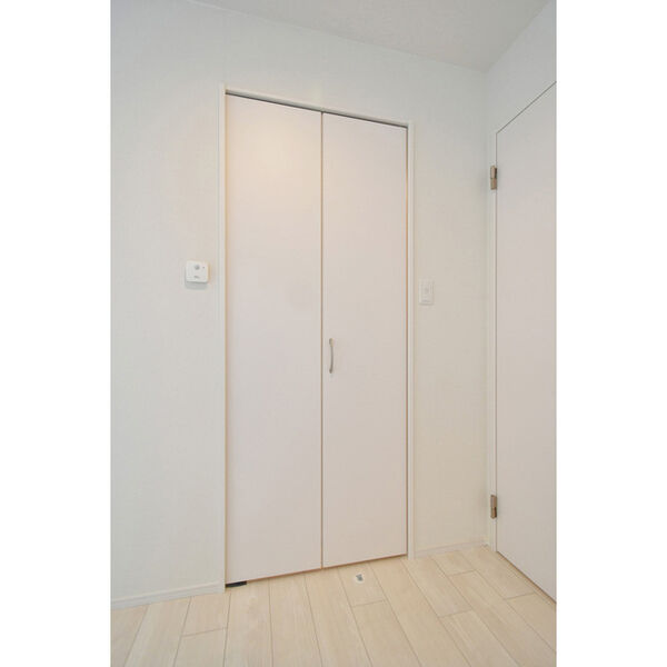 ハーモニーテラス勧修寺平田町IIの室内写真3枚目