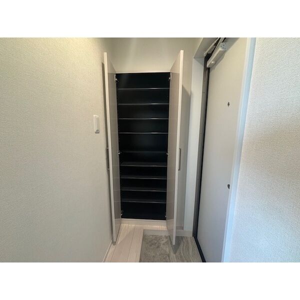 Regalia 京橋の室内写真8枚目