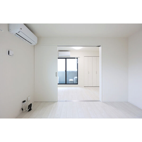 Iris淡路の室内写真1枚目