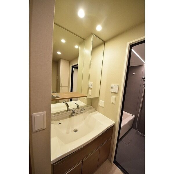 ザ・大阪レジデンス梅田の室内写真3枚目