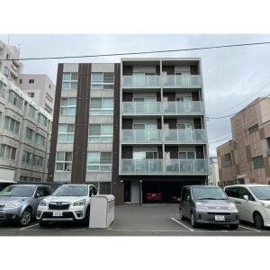 CEDAR SQUARE(シダースクエア)