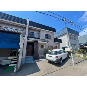 西岡2条11丁目テラスハウス
